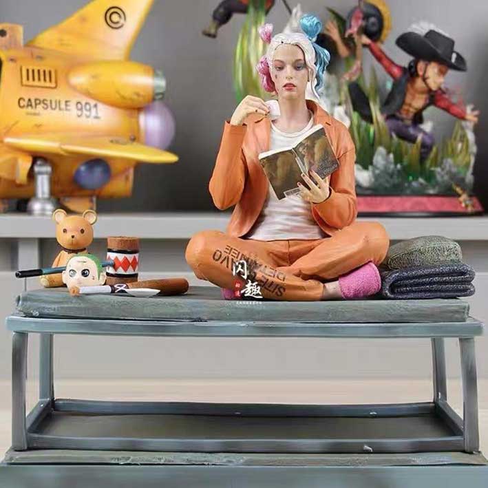 Hurricane Studio Harley Quinn Sitting Figure - 26 cm Collectible